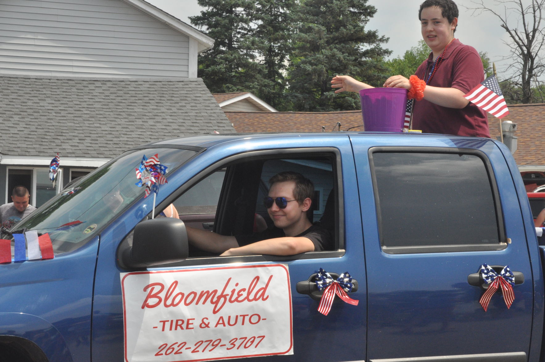 Bloomfield 8